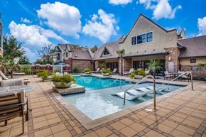 Flower Mound apartment for rent - Resort style pool with lounge seating