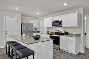 Rossville apartment for rent - Kitchen with cabinets at Valley Ridge, Rossville, Georgia