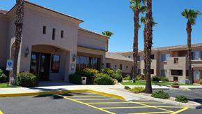 Glendale apartment for rent - Desert Vista Dunlap & Magee