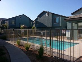 Phoenix apartment for rent - Dunlap and Magee Highland Metro 