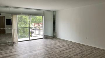 Fort Lauderdale apartment for rent - 4174 Inverrary Dr #306