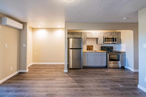 Floor plan for studio, 1 bath, 400 sqft