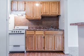 Baltimore apartment for rent - Source URL: https://medialibrarycf.entrata.com/12530/MLv3/3/27/2022/2/24/3971/5ce2e3ed79d3e3.37101603128.jpg