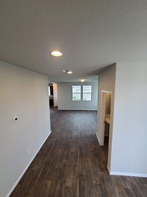 Elgin house for rent - 156 Huckleberry Lane