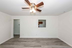 Jacksonville house for rent - 419 New River Dr
