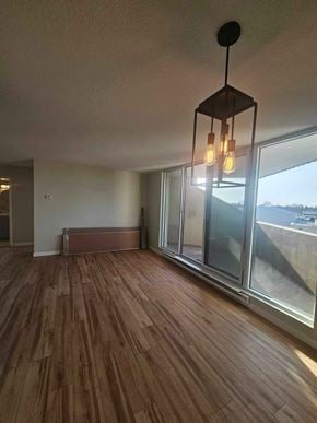 London house for rent - 1612-1105 Jalna Blvd