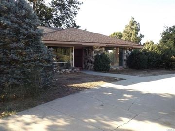 Ontario house for rent - MODERN RANCH HOME FOR LEASE | ADJACENT 2.25-ACRE LOT AVAILABLE SEPARATELY