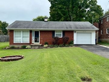 Crestwood house for rent - 6216 Hillcrest Ct