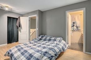 Calgary house for rent - 27 Macewan Dr NW