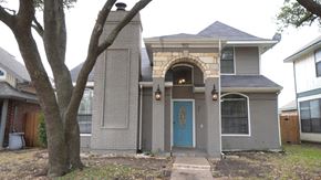 Mesquite house for rent - the front of a house with a blue door