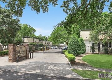 Baton Rouge apartment for rent - 1290 Park Boulevard