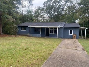 Mobile house for rent - 354 Latimer Lane
