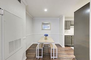 Austin apartment for rent - A dining room with a table and chairs.