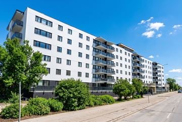 Winnipeg apartment for rent - 2345 Portage Ave.