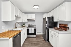 Roy apartment for rent - Source URL: https://medialibrarycf.entrata.com/11471/MLv3/3/27/2023/02/25/111721/63fa50afe1ebf6.60655895187.jpg