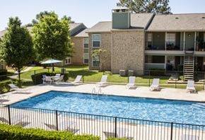 Denton apartment for rent - Source URL: https://medialibrarycf.entrata.com/12021/MLv3/3/27/2022/4/14/42983/5eb9cb6c71cc20.45963027664.jpg