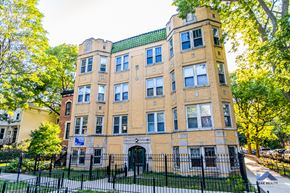Chicago apartment for rent - walkup building at 1364 Hoyne