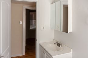 Chicago apartment for rent - 1832 Cuyler