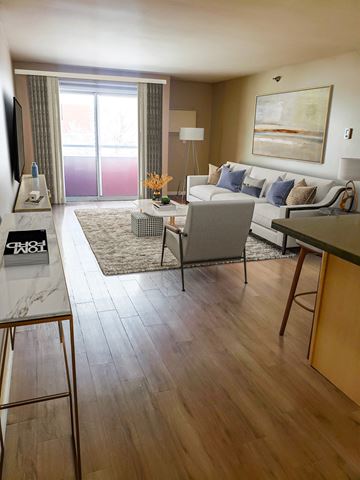 Grand Forks apartment for rent - a living room with a couch and a table