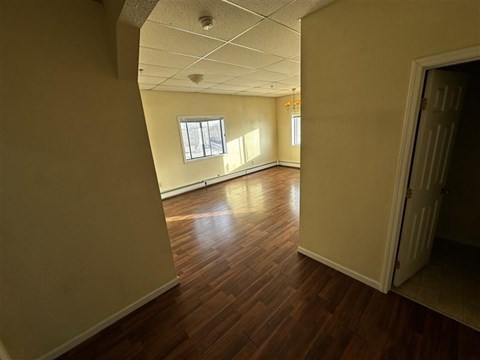 Floor plan for 1 bed, 1 bath, 800 sqft