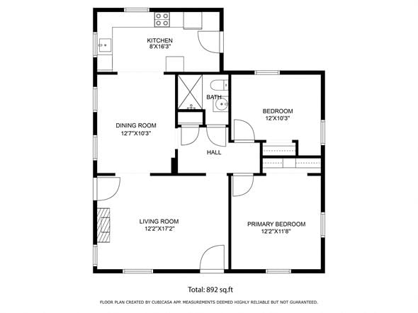 Wilmington house for rent - A floor plan of a house with a living room, dining room, kitchen, and several bedrooms.
