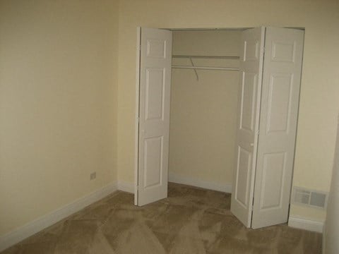 Floor plan for 3 beds, 1 bath, 1050 sqft