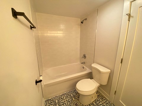 Floor plan for 3 beds, 1 bath, 1100 sqft