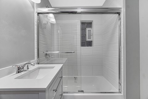 Floor plan for 1 bed, 1 bath, 600 sqft