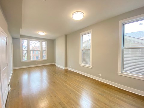Floor plan for 2 beds, 1 bath, 850 sqft