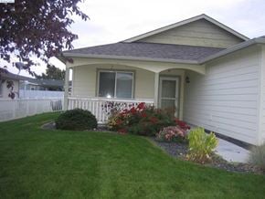 Richland house for rent - 520 Smoketree Place