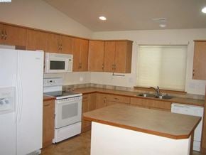 Richland house for rent - 520 Smoketree Place