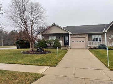 Stratford house for rent - 335 Dufferin Street