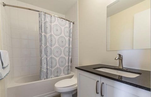 Floor plan for 2 beds, 2 baths, 780 sqft