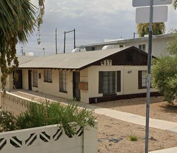 Las Vegas apartment for rent - A white house with the number 417 on it.