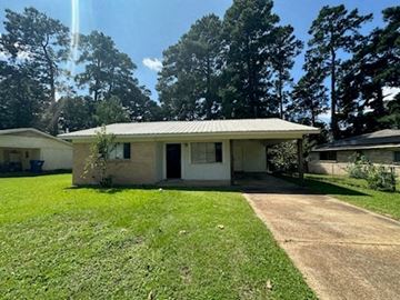 New Llano house for rent - 403 Ivy Street
