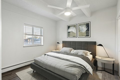 Floor plan for 2 beds, 1.5 baths, 805 sqft