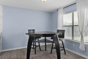 Killeen house for rent - A dining room with a table and chairs.
