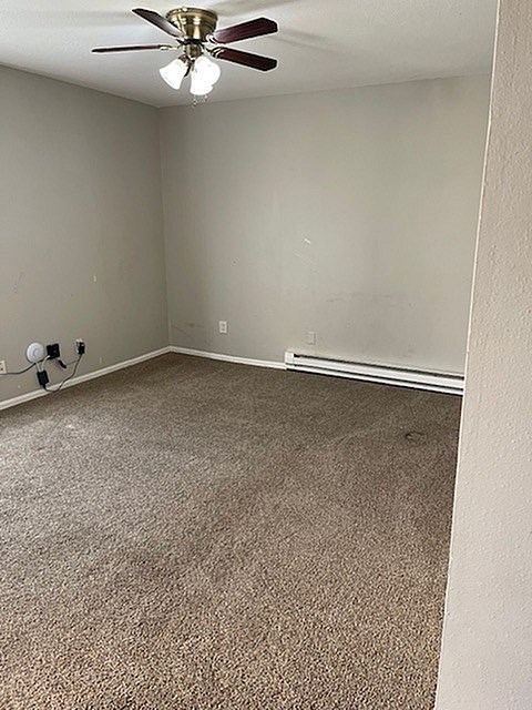 Floor plan for 2 beds, 1 bath, 850 sqft