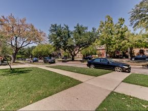 Dallas apartment for rent - Source URL: https://medialibrarycf.entrata.com/2648/MLv3/3/27/2022/2/24/21983/4e84ea0e677d1118.jpg