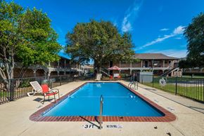 Farmers Branch apartment for rent - Source URL: https://medialibrarycf.entrata.com/2648/MLv3/3/27/2022/2/24/70996/615f5a729b0a17.86373386659.jpg