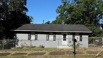 Montgomery house for rent - George B. Edmondson 3003