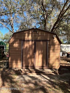 Interlachen house for rent - 112 Tempest Street