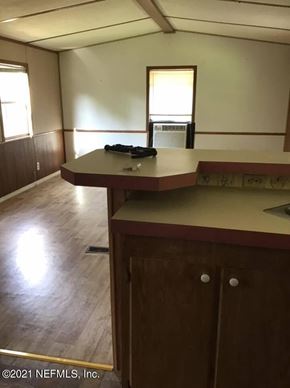 Interlachen house for rent - 218 Violet Avenue