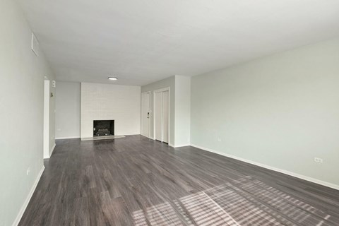 Floor plan for 1 bed, 1 bath, 734 sqft