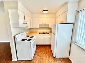 Aurora apartment for rent - Source URL: https://medialibrarycf.entrata.com/100130/MLv3/3/27/2025/04/08/020123/67f580923b34d1.29054730317.jpg