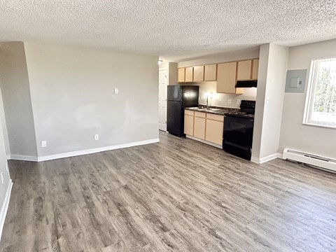 Floor plan for 2 beds, 1 bath, 700 sqft