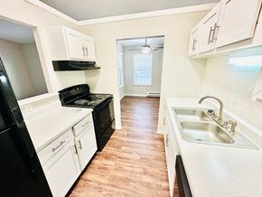 Lakewood apartment for rent - Source URL: https://medialibrarycf.entrata.com/100130/MLv3/3/27/2025/04/10/022431/67f828fd04fcd3.51174243309.jpg