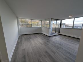 Hamilton apartment for rent - 130 St. Joseph's Drive