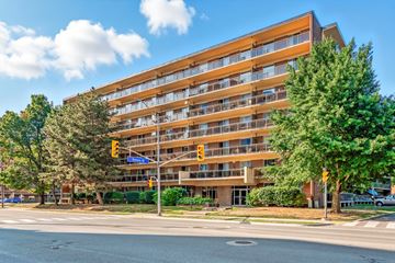 Burlington apartment for rent - 510 Maple Avenue