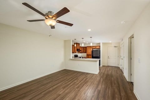 Floor plan for 1 bed, 1 bath, 680 sqft